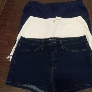Bundle women shorts
